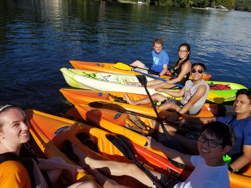 kayaking_8ppl.jpg